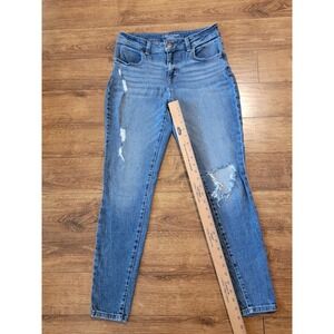 Maurice's Jeans Woman's Size 8 Blue Denim Medium Wash Mid Rise 99% Cotton 29×28